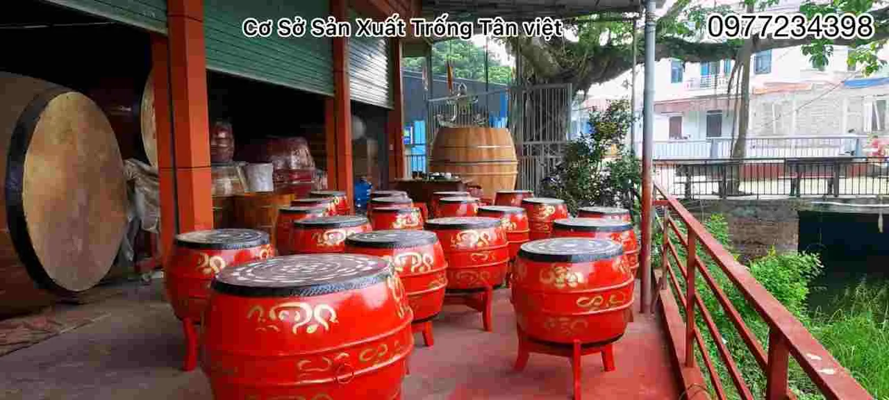 Tiếng trống ngày hội